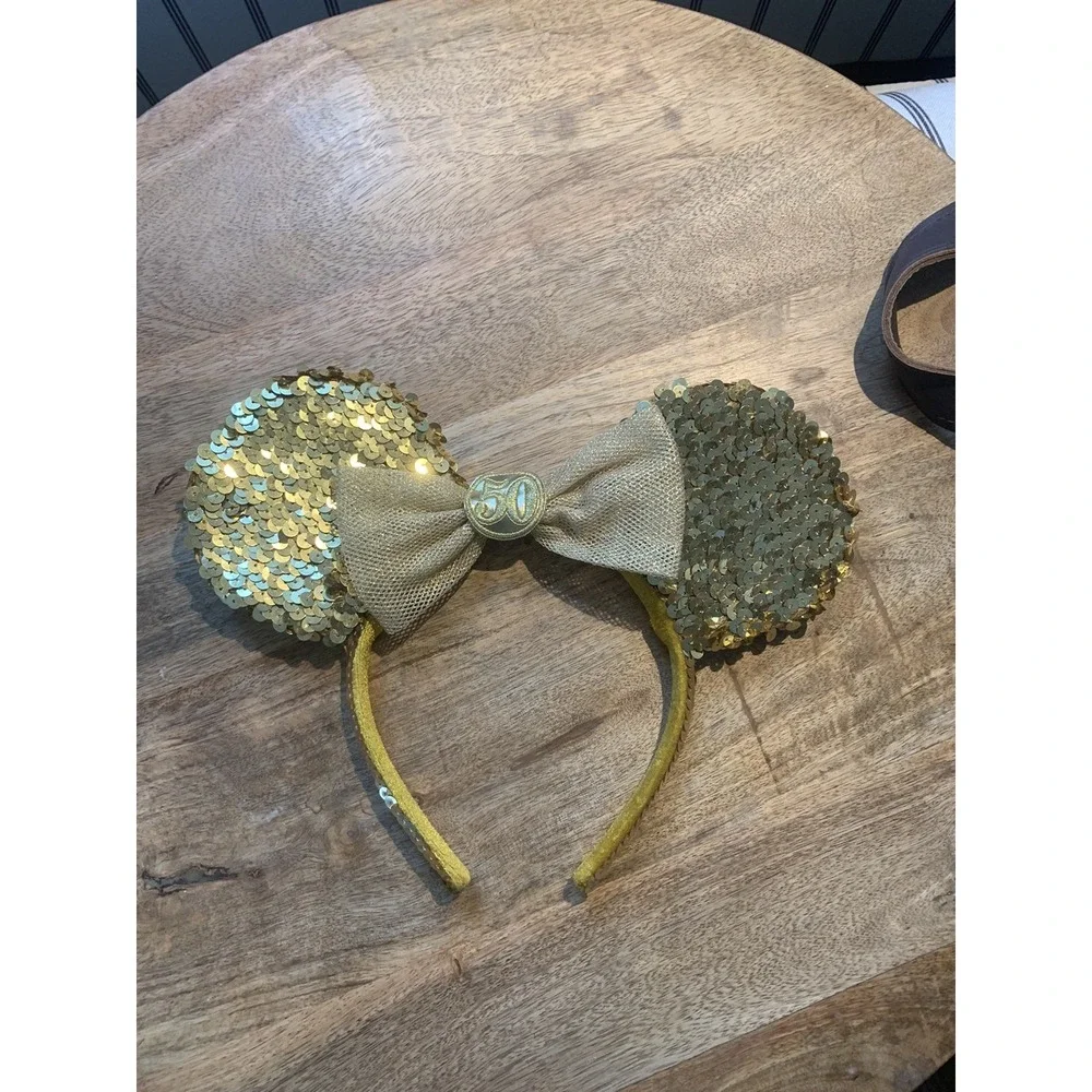 Disneyland 50th Anniversary Gold Sequin Ears With Gold Mesh Bow 2005‎